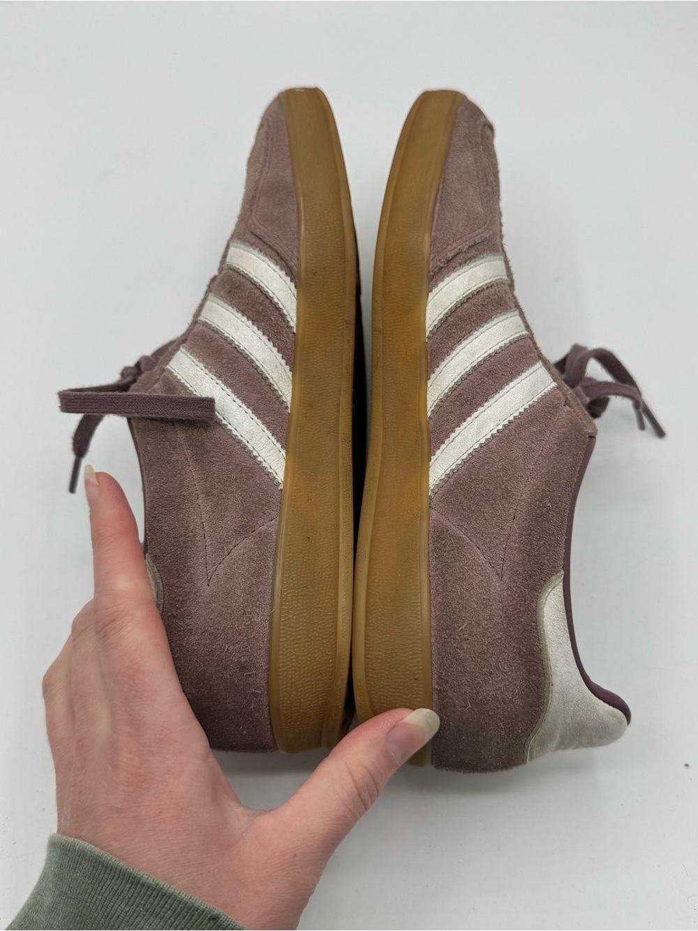 Adidas Women’s Gazelle Suede Sneakers in Color Shadow Fig size 7.5 - Picture 6 of 7